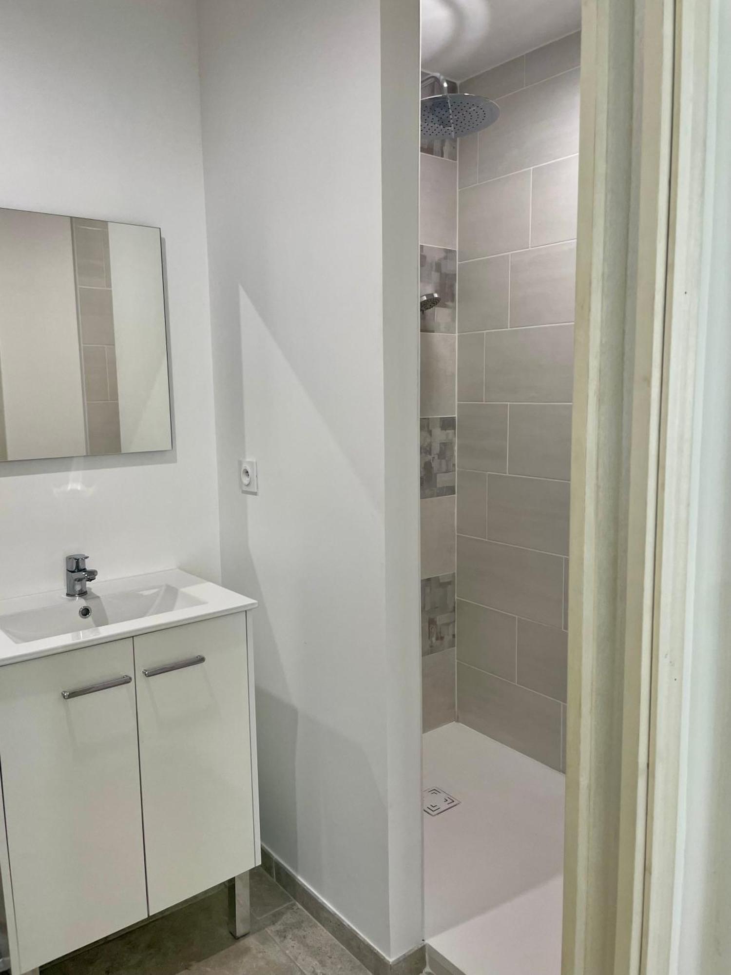 T2 Renove Avec Terrasse Au Coeur Des Cevennes Appartement Saint-Germain-de-Calberte Buitenkant foto