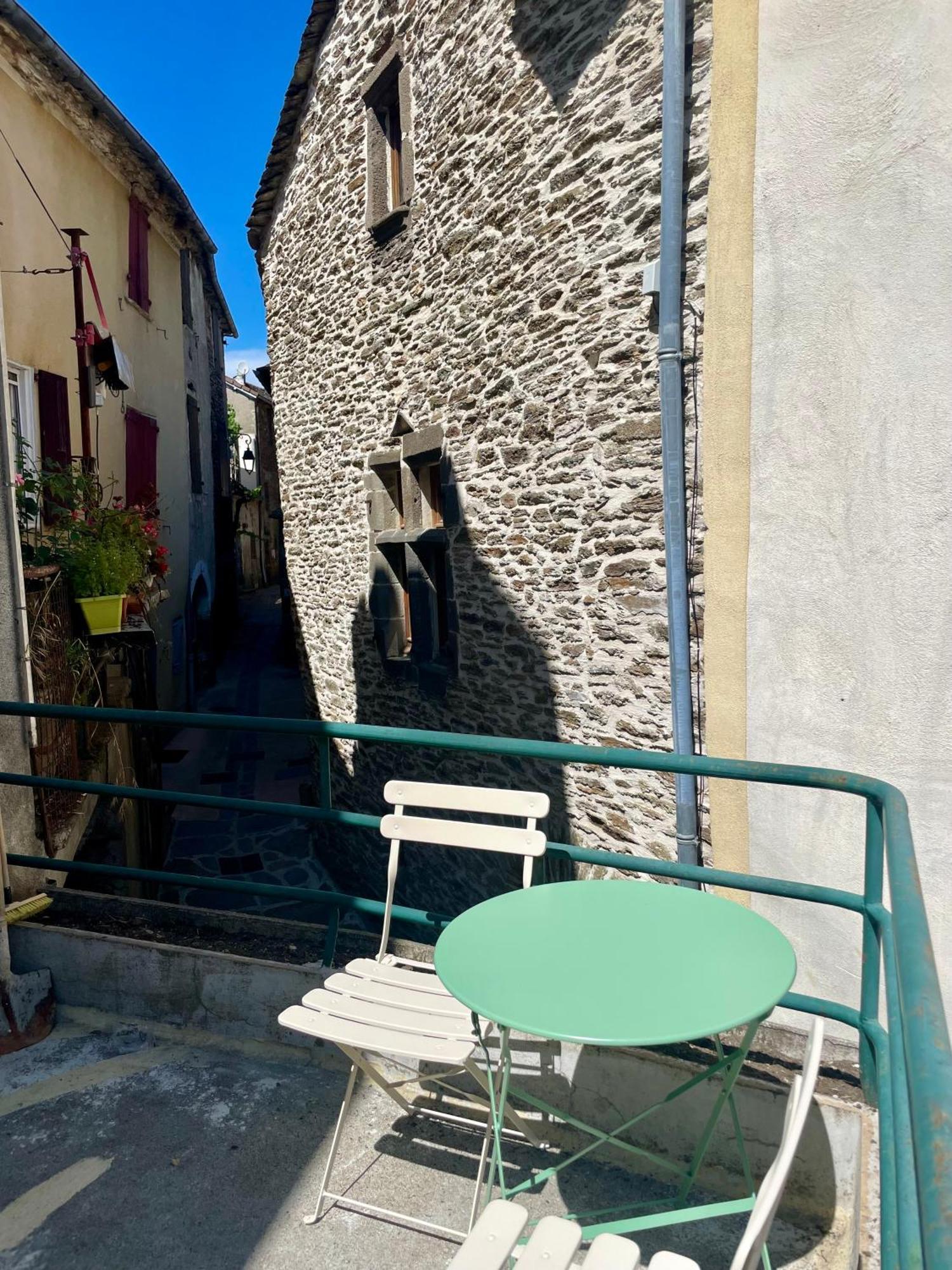 T2 Renove Avec Terrasse Au Coeur Des Cevennes Appartement Saint-Germain-de-Calberte Buitenkant foto